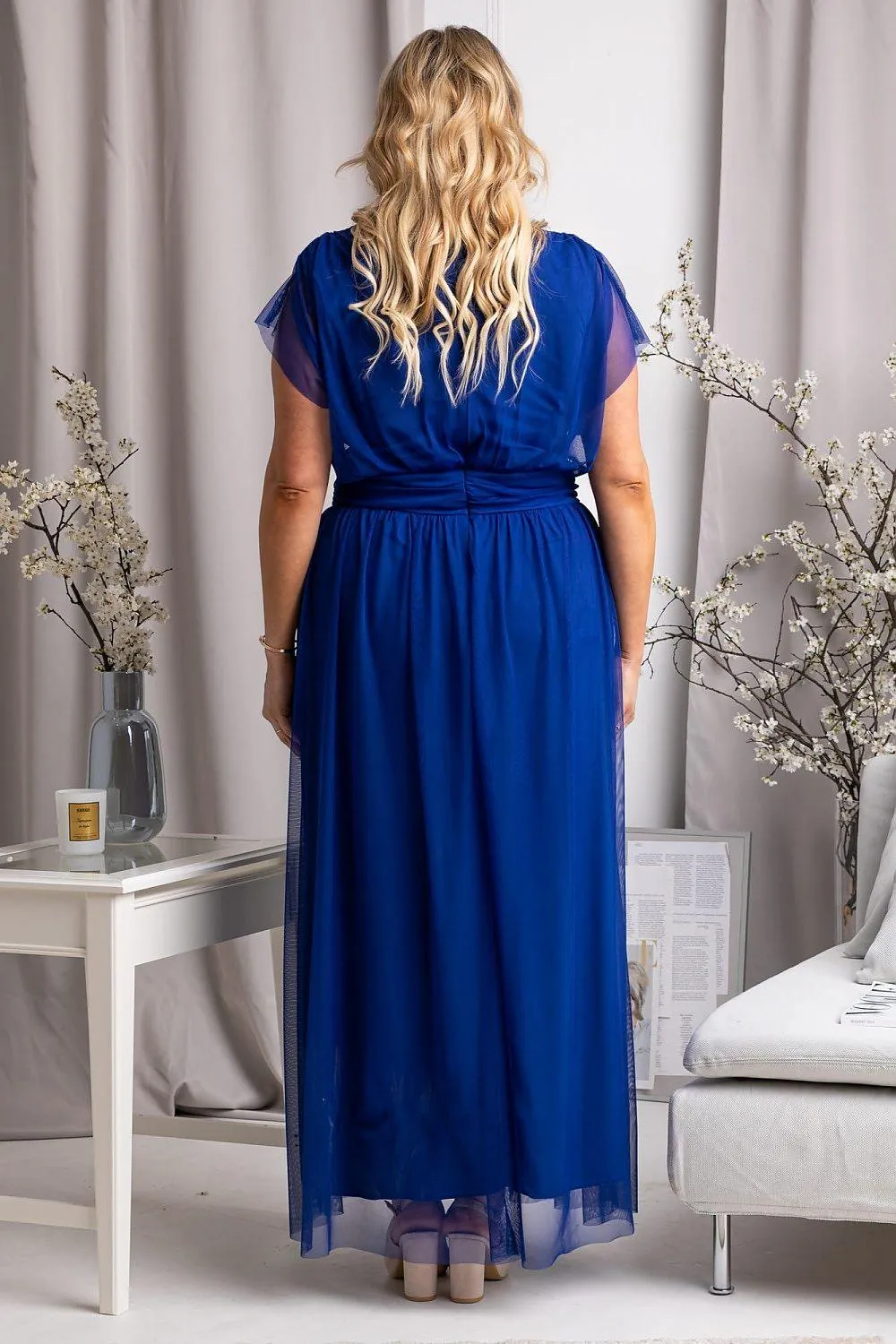Chic Plus Size Manuela Maxi Dress for Curvy Beauties
