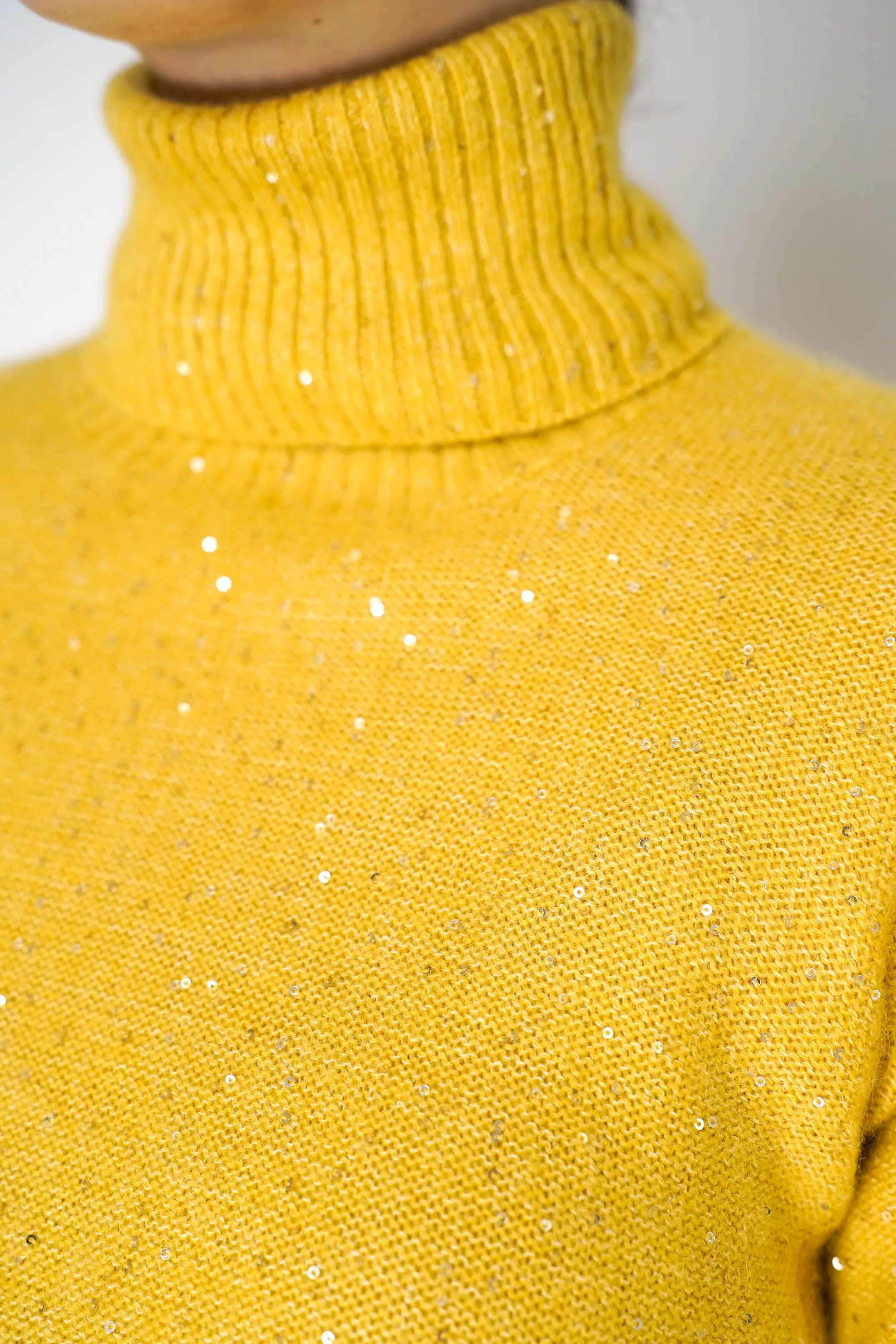 Fabiana Filippi Cashmere Blend Knit Sequined Turtleneck Sweater in Yellow