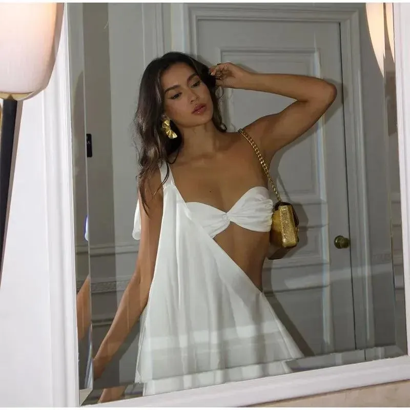 Off-Shoulder White Mini Dress: Stylish One-Shoulder Party Attire