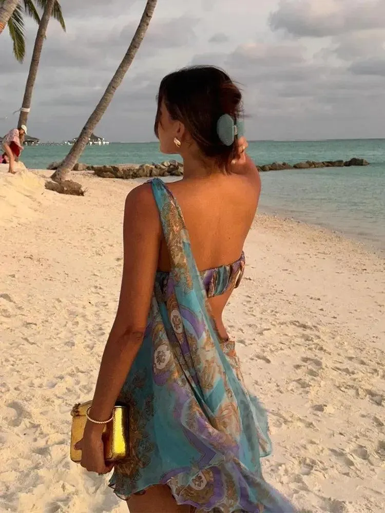 Off-Shoulder White Mini Dress: Stylish One-Shoulder Party Attire