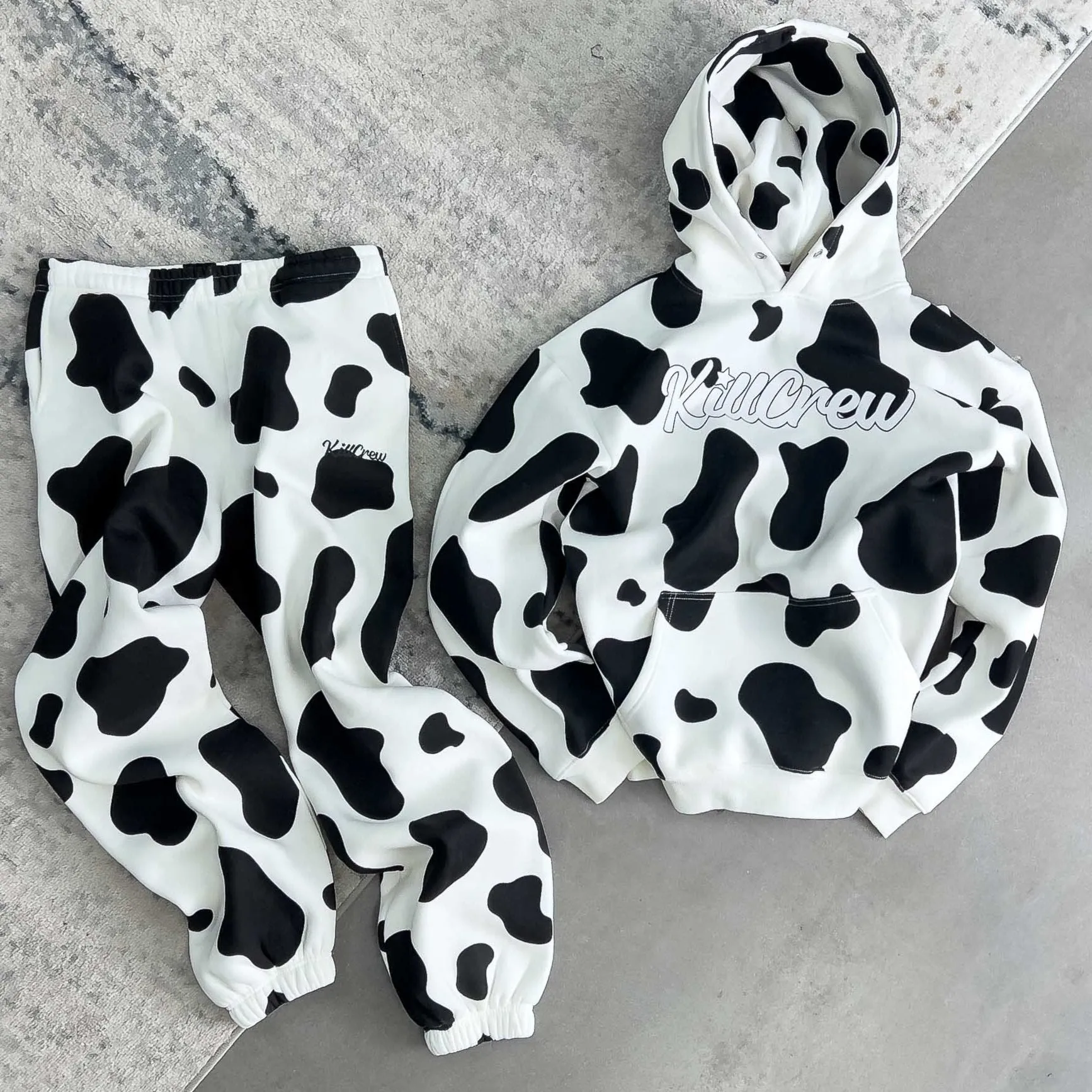 OVERSIZED LUX "MOO MOO" SWEATPANTS - BLACK