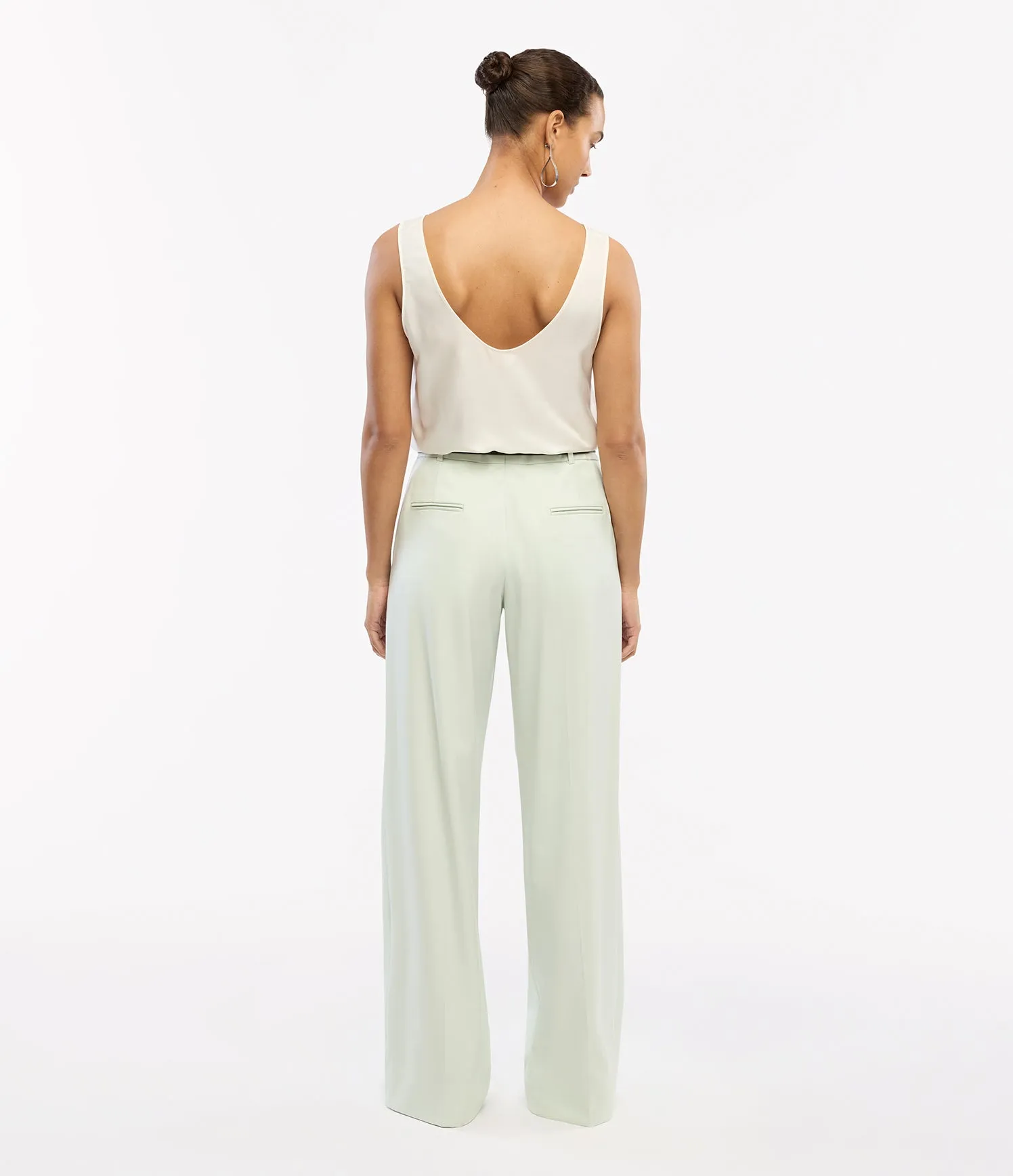 Relaxed Wide Leg Pant