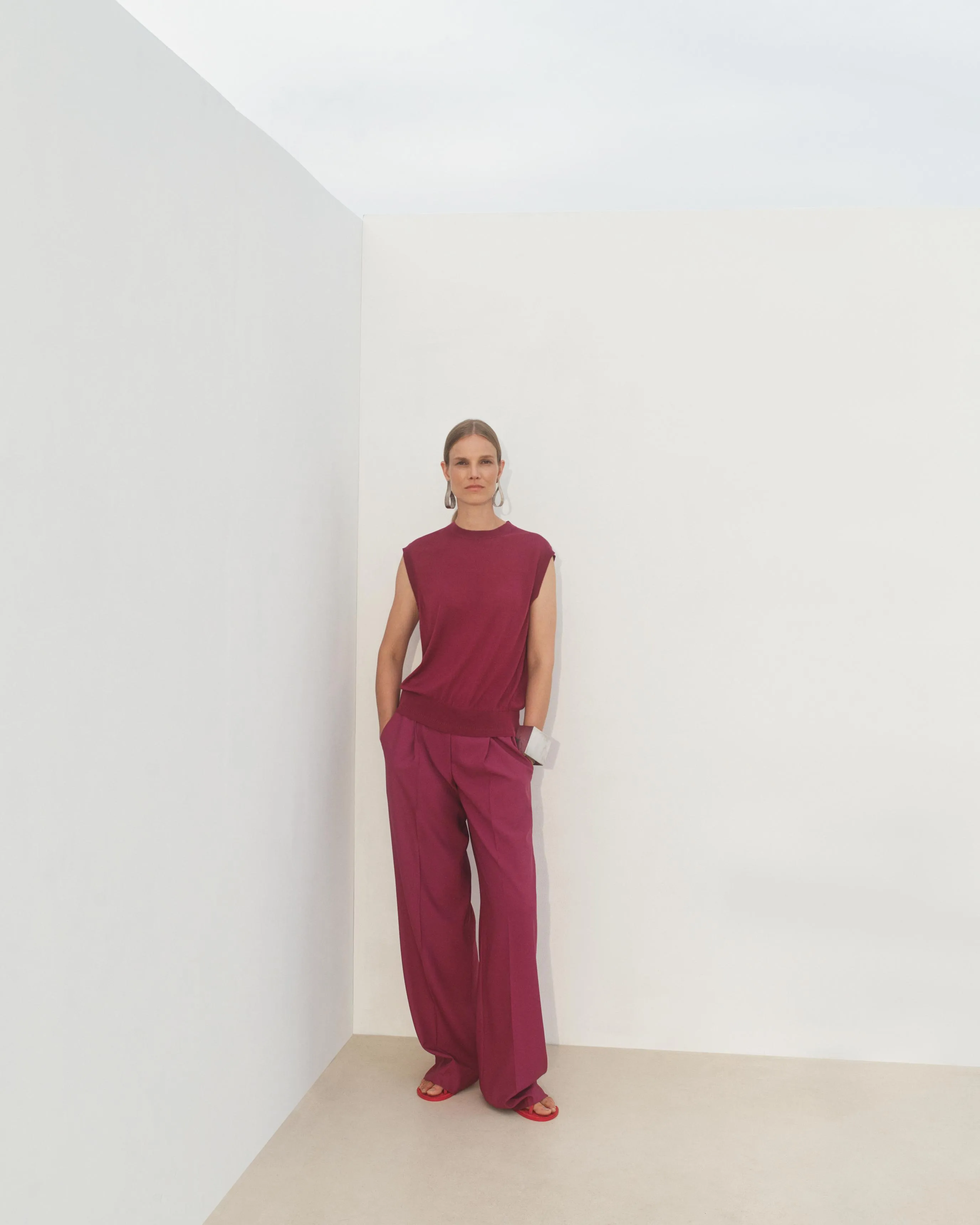 Relaxed Wide Leg Pant