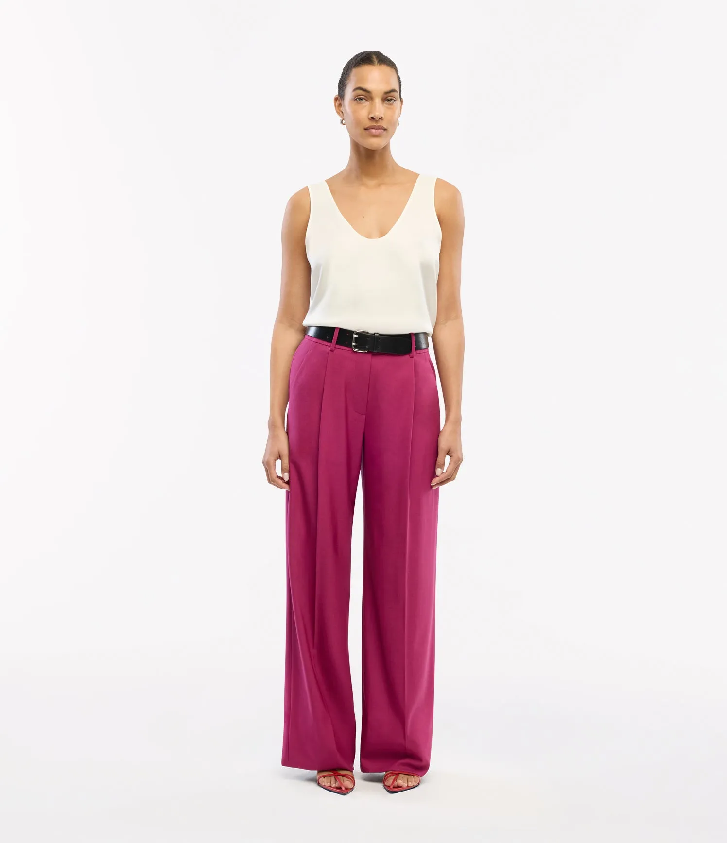 Relaxed Wide Leg Pant