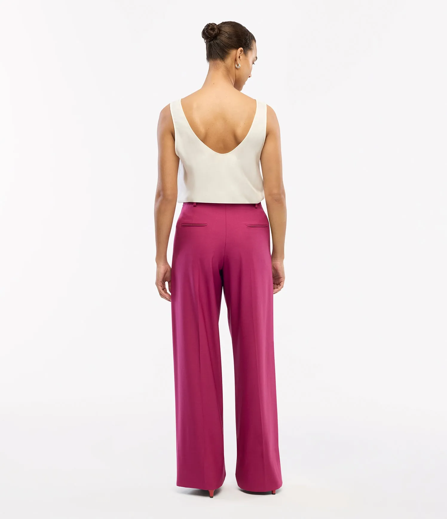 Relaxed Wide Leg Pant