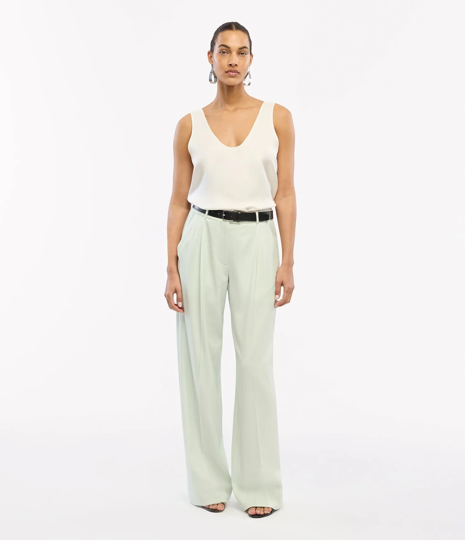 Relaxed Wide Leg Pant