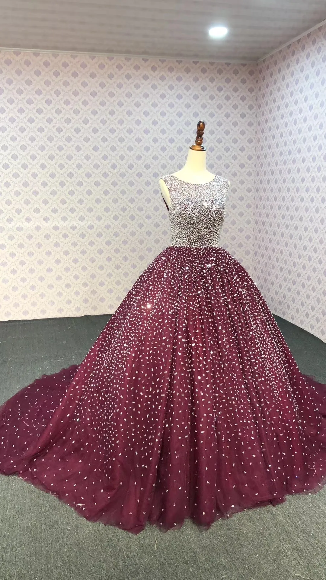Sliver crystals beaded dark red ball skirt prom quinceanera dresses 2024